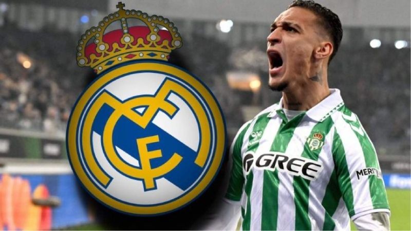 Real Madrid Rumored to Sign Antony Next Season